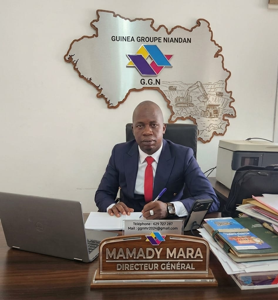 Directeur Général